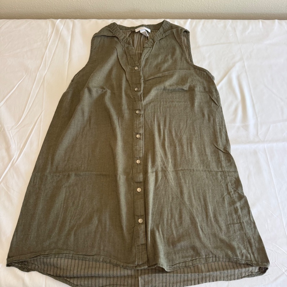 Liz Lange Maternity Target Olive Green Sleeveless Button Down Tunic Top Small